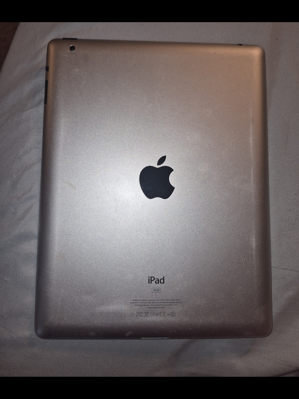 IPad 2nd Gen 16gb With Charger.